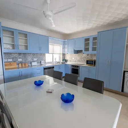 3bdr Flat With Views - No Lift Apartment Ghajnsielem