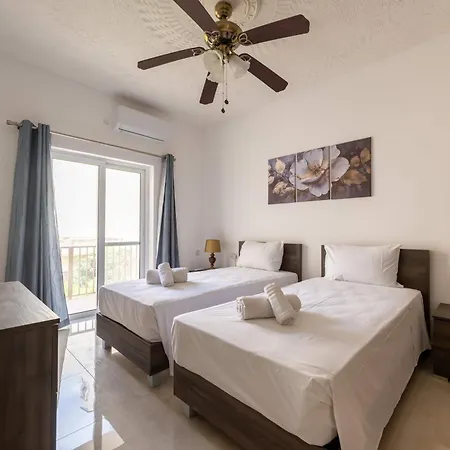 3bdr Flat With Views - No Lift Ghajnsielem
